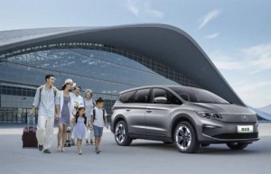 省赚双收！睿蓝8“三头六臂”超值实力，“宜商宜家”不二之选