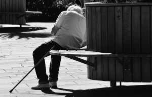 中老年握筷手抖、走路腿麻？警惕心血管系统发出的“预警信号”